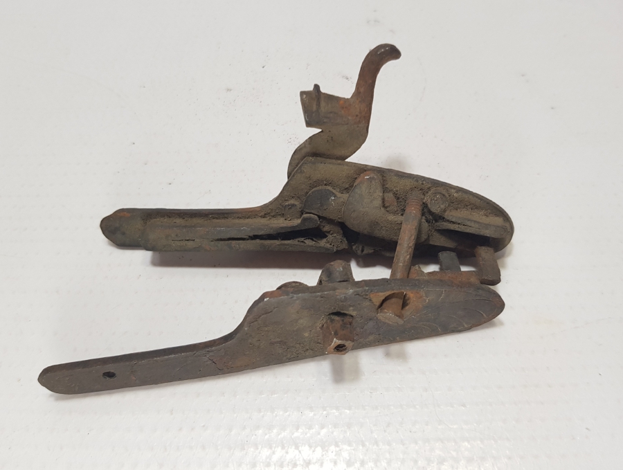 OSMANLI DÖNEMİ ÇİFT DOLMA TÜFEK ÇAKMAĞI