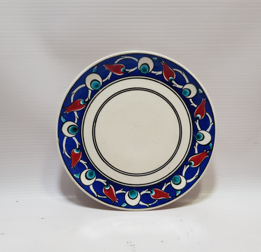 ÜZERİ LALE MOTİFLİ EL BOYAMA İZNİK TABAK