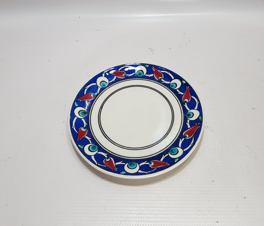 ÜZERİ LALE MOTİFLİ EL BOYAMA İZNİK TABAK