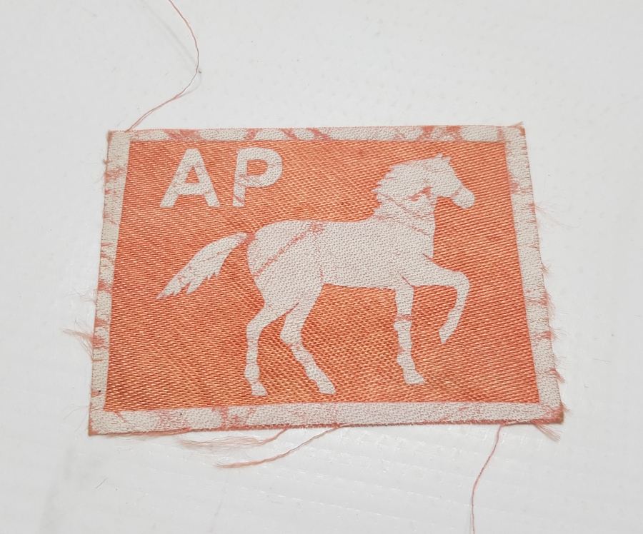 ADALET PARTİSİ İPEK YAKA BAYRAĞI