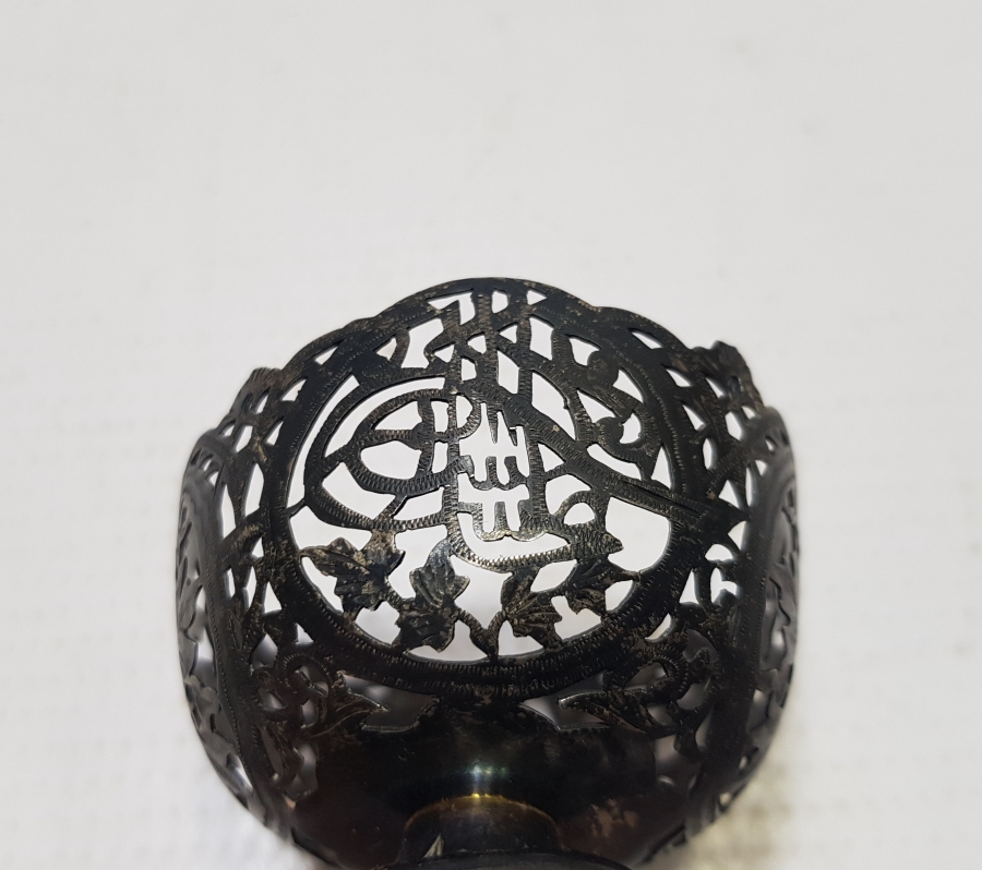 TESTERE VE KALEM İŞÇİLİKLİ OSMANLI DÖNEMİ GÜMÜŞ FİNCAN ZARFI