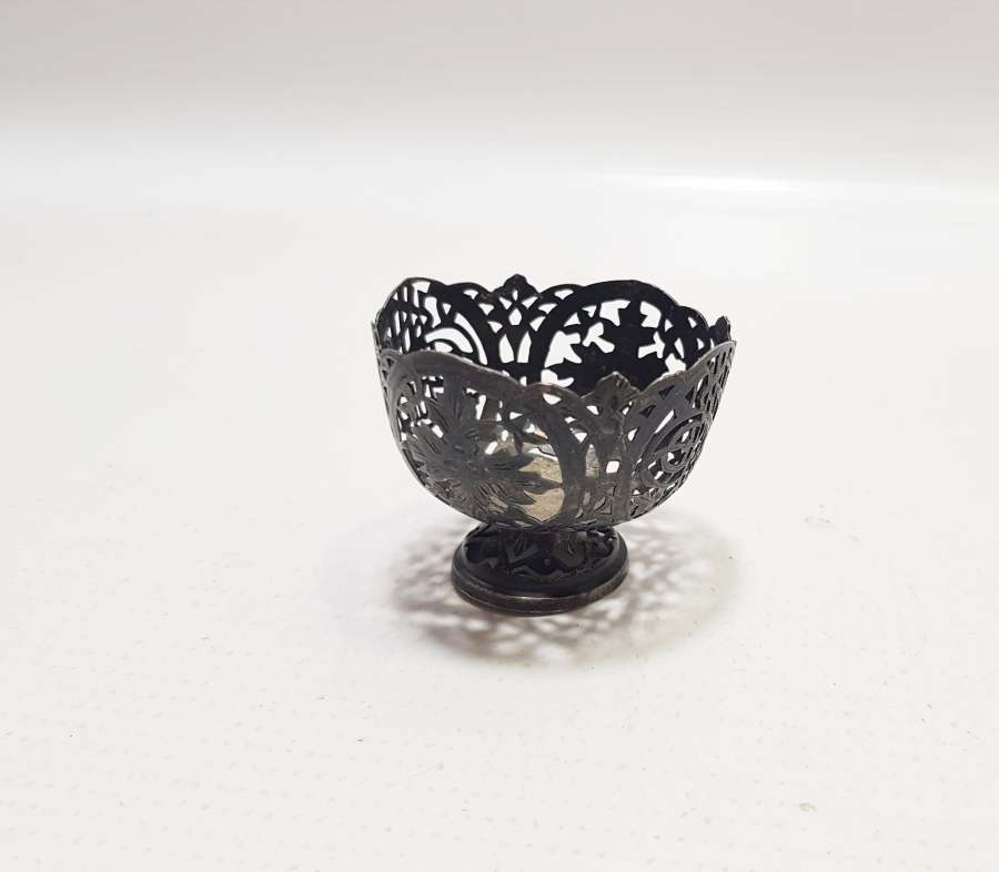 TESTERE VE KALEM İŞÇİLİKLİ OSMANLI DÖNEMİ GÜMÜŞ FİNCAN ZARFI