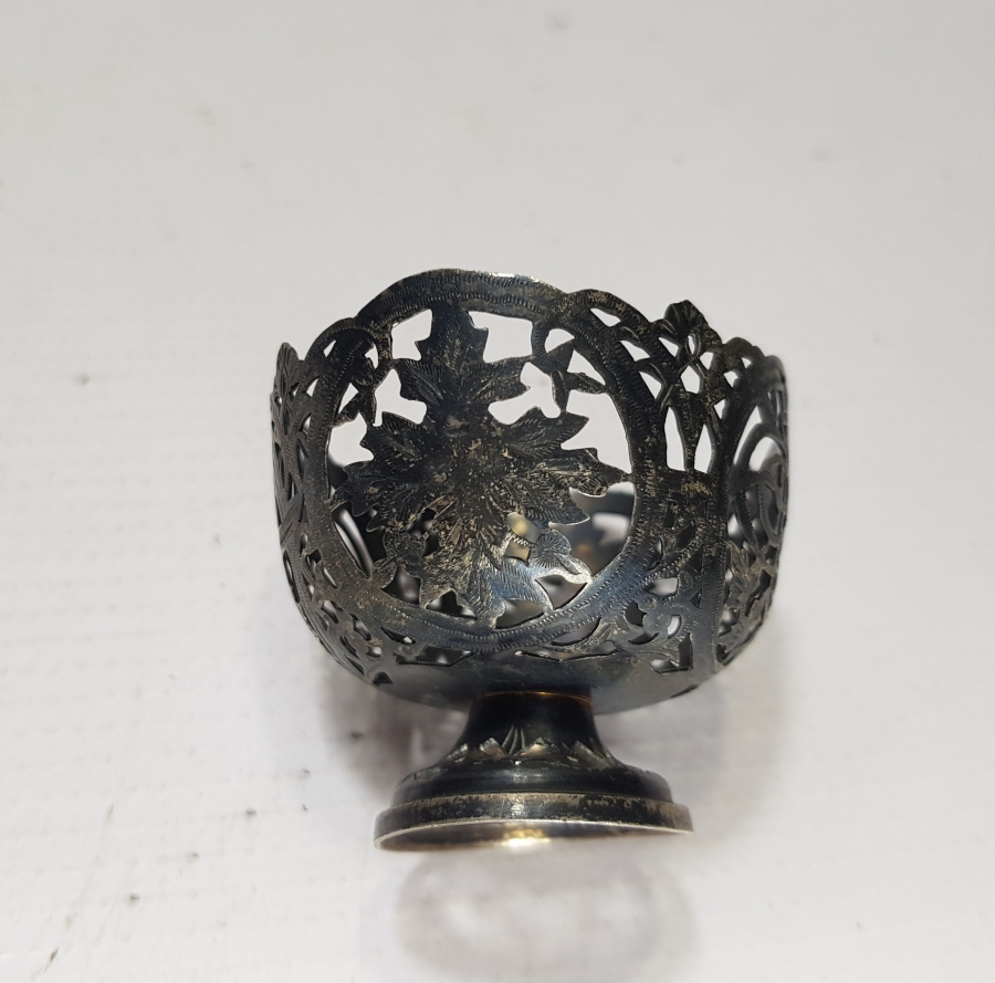 TESTERE VE KALEM İŞÇİLİKLİ OSMANLI DÖNEMİ GÜMÜŞ FİNCAN ZARFI