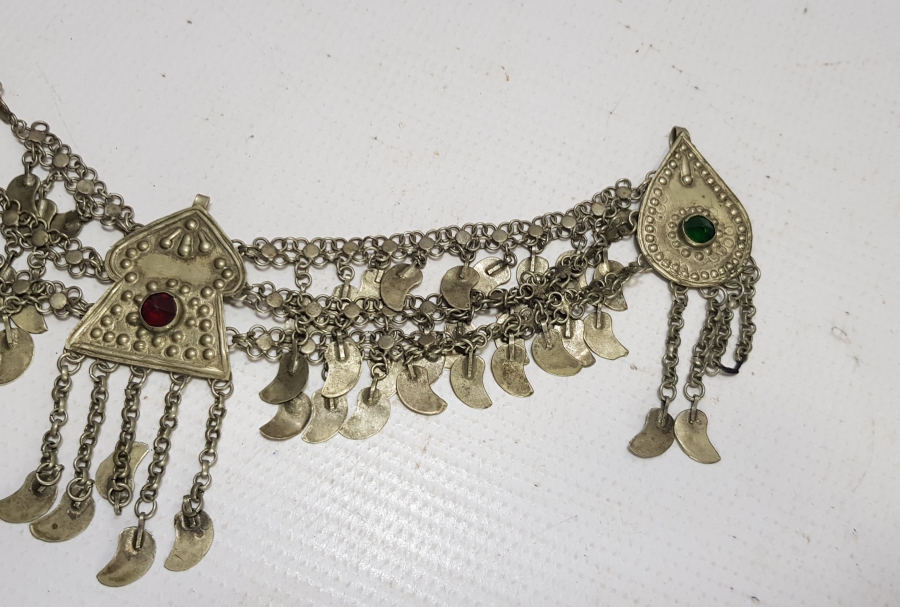 OSMANLI DÖNEMİ KABARTMA İŞÇİLİKLİ VE OTAĞ FİGÜRLÜ YÖRÜK İŞİ GELİN ALINLIĞI