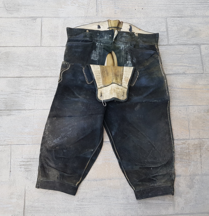 TAMAMI EL YAPIMI DERİ PEHLİVAN KISPETİ