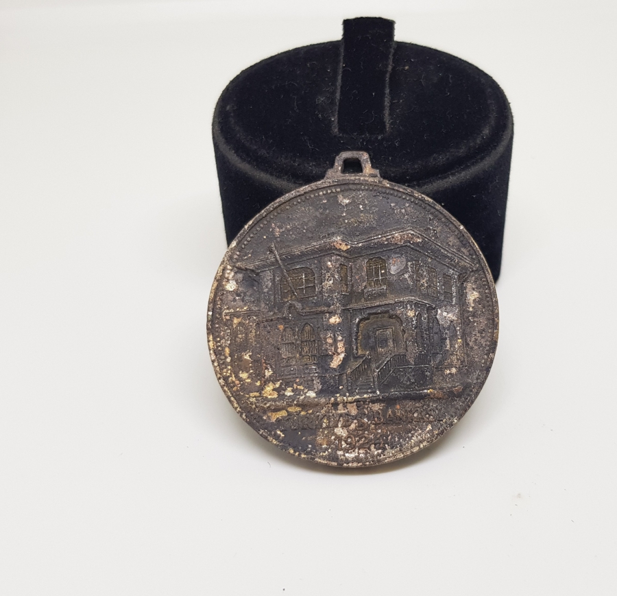 TÜRKİYE İŞ BANKASI HATIRA GÜMÜŞ KAPLAMA ANAHTARLIK