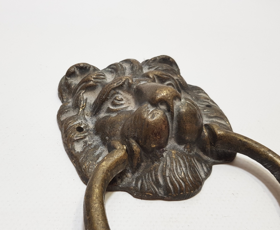 OSMANLI DÖNEMİ ÇOK NADİR ANADOLU ASLANI GÖRSELLİ BRONZ KAPI TOKMAĞI