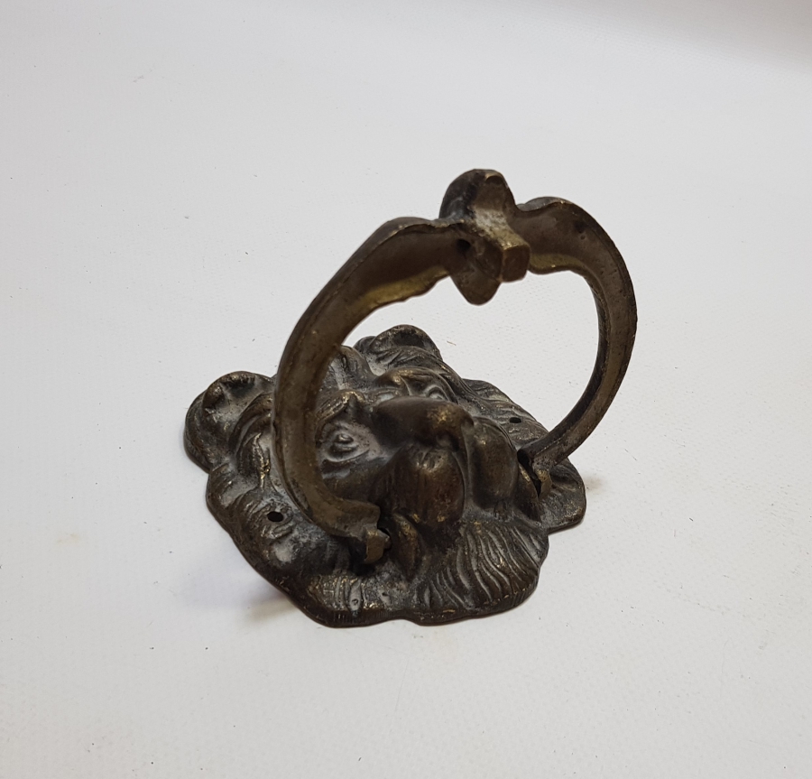 OSMANLI DÖNEMİ ÇOK NADİR ANADOLU ASLANI GÖRSELLİ BRONZ KAPI TOKMAĞI