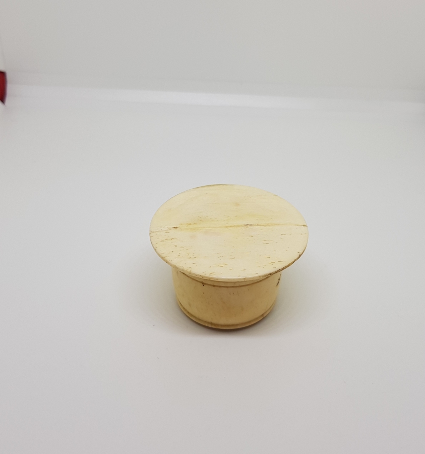 OSMANLI DÖNEMİ KAPAKLI KEMİK SAKIZLIK