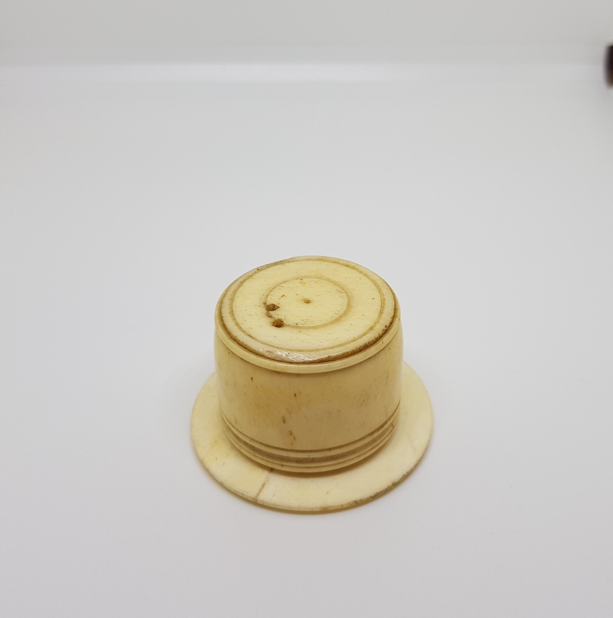 OSMANLI DÖNEMİ KAPAKLI KEMİK SAKIZLIK