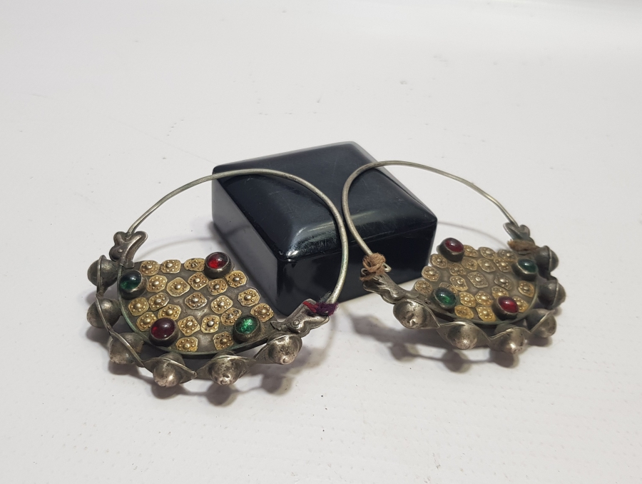 OSMANLI DÖNEMİ ÜZERİ DOĞAL TAŞLARLA SÜSLÜ BALIK FORMLU ERMENİ İŞİ BÜYÜK BOY GELİN KÜPESİ