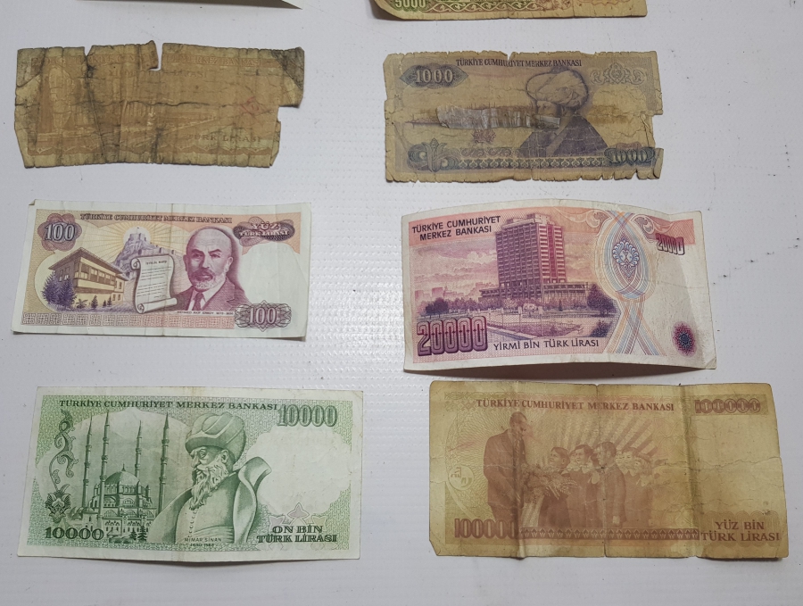 ANTİKA KAĞIT PARA LOTU