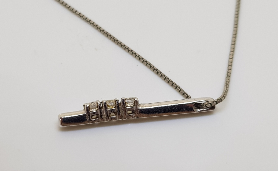 MARGAZİT TAŞLI AVRUPA GÜMÜŞ KOLYE