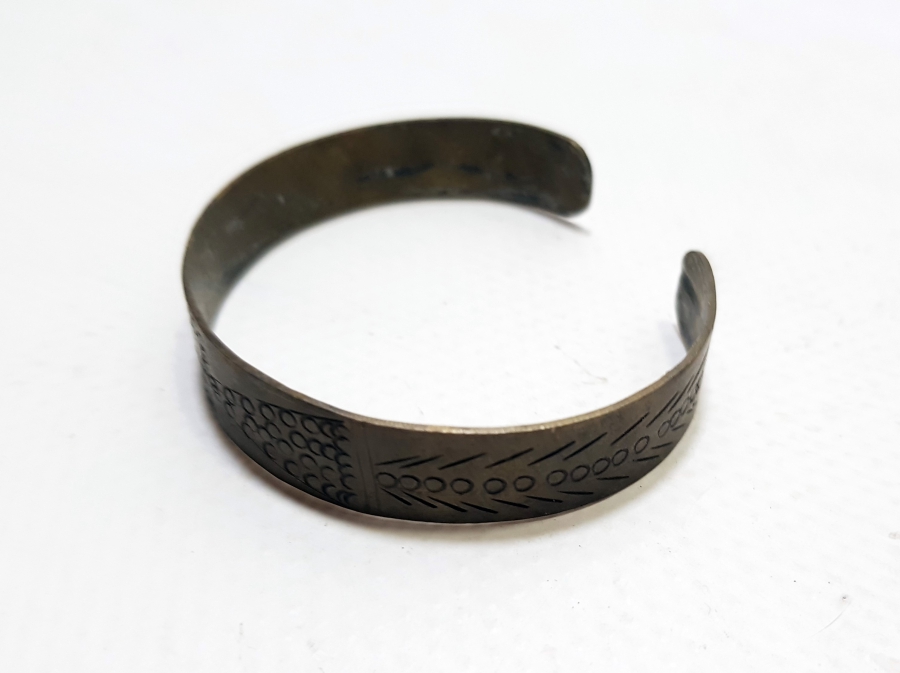 ÜZERİ İŞLEMELİ OSMANLI DÖNEMİ ROMATİZMA BİLEKLİĞİ