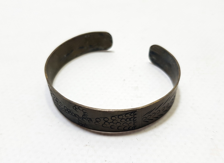 ÜZERİ İŞLEMELİ OSMANLI DÖNEMİ ROMATİZMA BİLEKLİĞİ