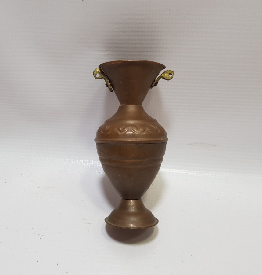 KABARTMA İŞÇİLİKLİ ANTİKA BAKIR VAZO
