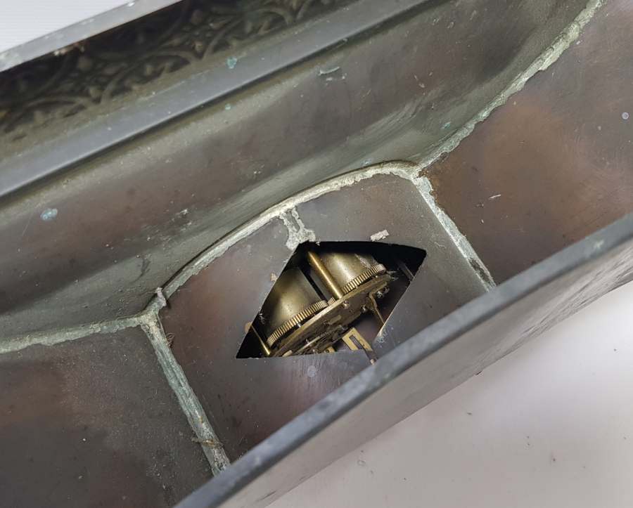 OSMANLI DÖNEMİ KURMALI MAKİNELİ ŞÖMİNE SAATİ