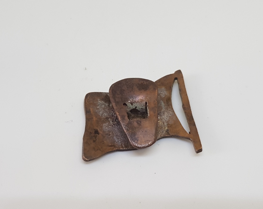 ÜZERİ AY YILDIZLI VE MİNE İŞÇİLİKLİ NADİR ROZET