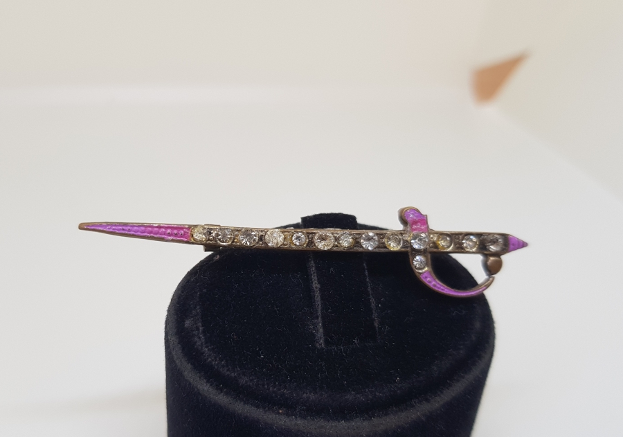 MİNE İŞÇİLİKLİ ANTİKA GÜMÜŞ BROŞ