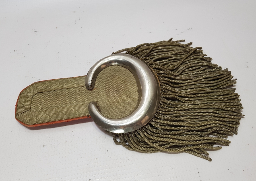 OSMANLI DÖNEMİ GÜMÜŞ SIRMALI ÇOK NADİR POLİS APOLETİ