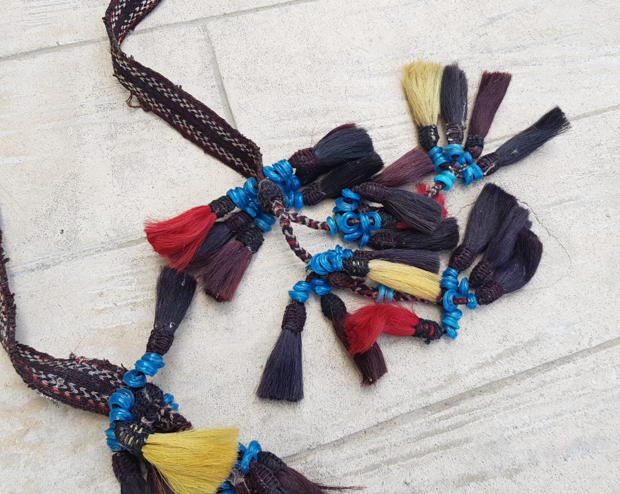 OSMANLI DÖNEMİ YÖRÜK İŞİ NADİR AT KILI VE CAM BONCUKLARLA YAPILMIŞ GELİN KUŞAĞI