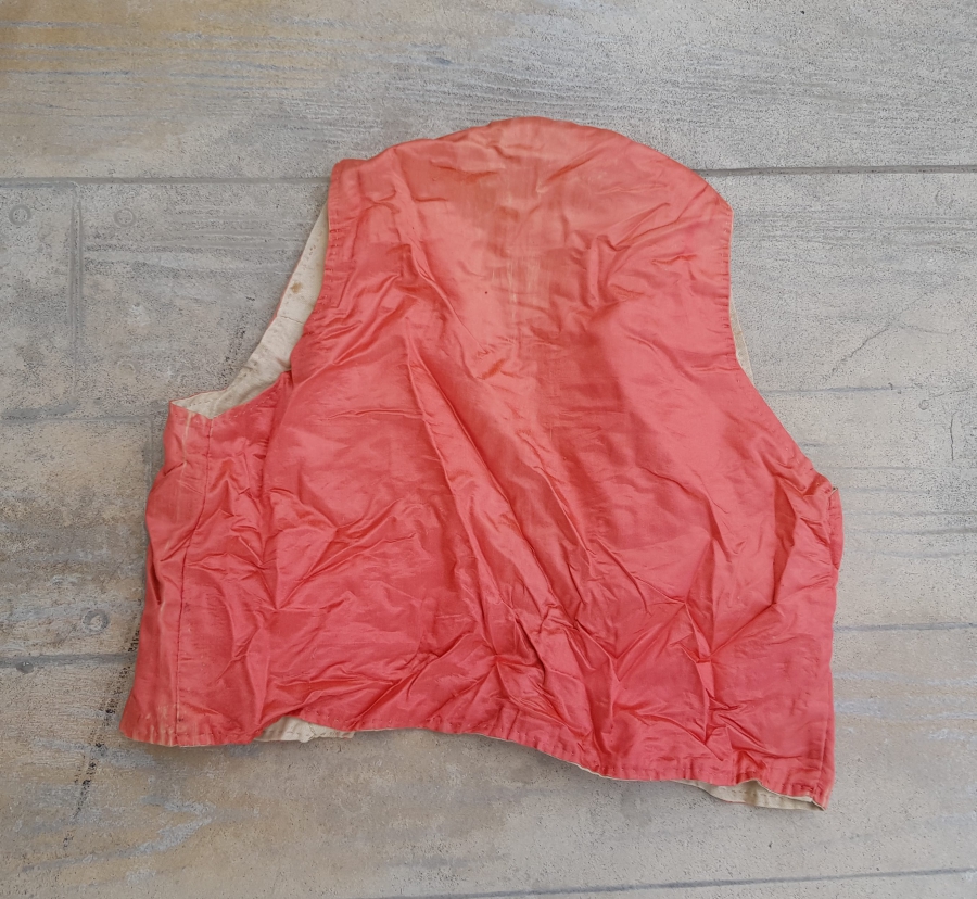 SIRMA İŞÇİLİKLİ İPEK YELEK