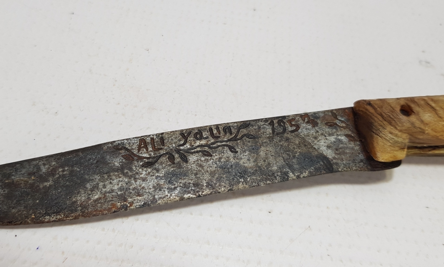 BOYNUZ SAPLI ÖZEL YAPIM KUŞAK KAMASI