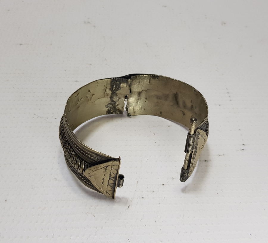 OSMANLI DÖNEMİ KABARTMA İŞÇİLİKLİ ERMENİ YAPIMI DİYARBAKIR BİLEZİK