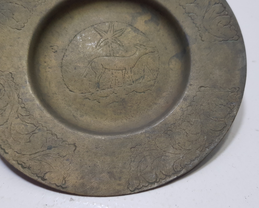 ÜZERİ KALEM İŞÇİLİKLİ ANTİKA İKRAMLIK