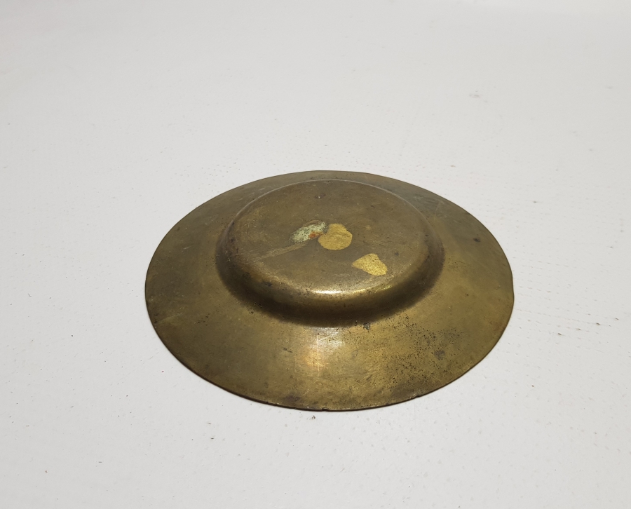 ÜZERİ KALEM İŞÇİLİKLİ ANTİKA İKRAMLIK