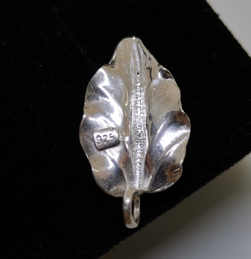 YAPRAK FORMLU GÜMÜŞ KOLYE UCU