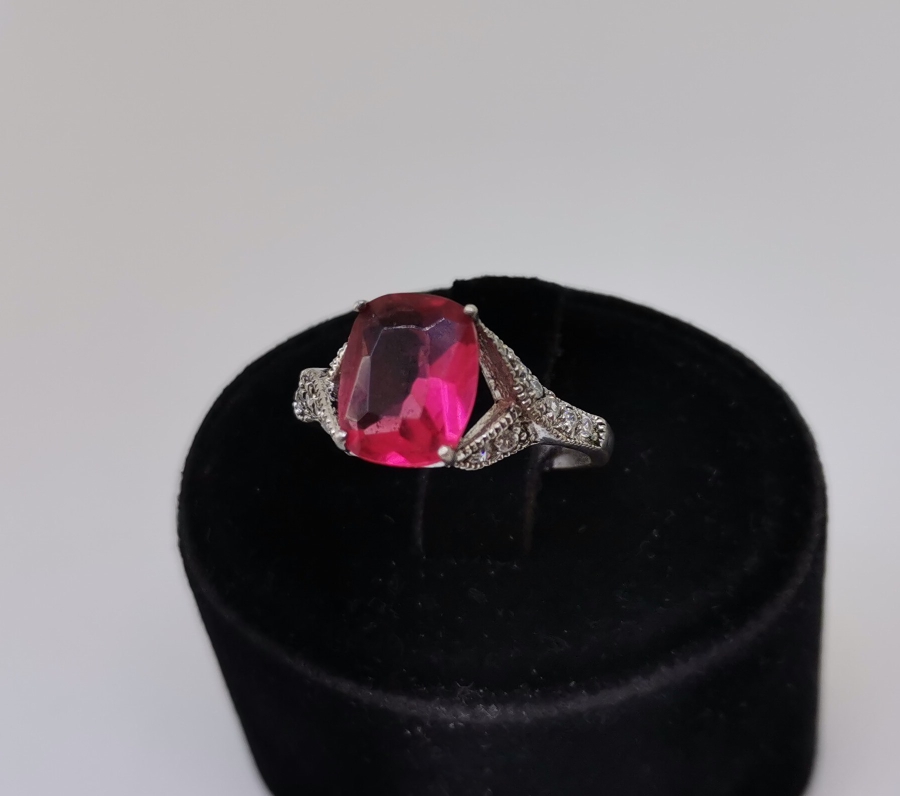 PEMBE KUVARZ TAŞLI GÜMÜŞ YÜZÜK