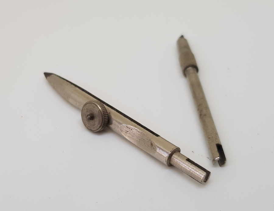 OSMANLI DÖNEMİ MÜHENDİS KALEMİ VE PERGELİ