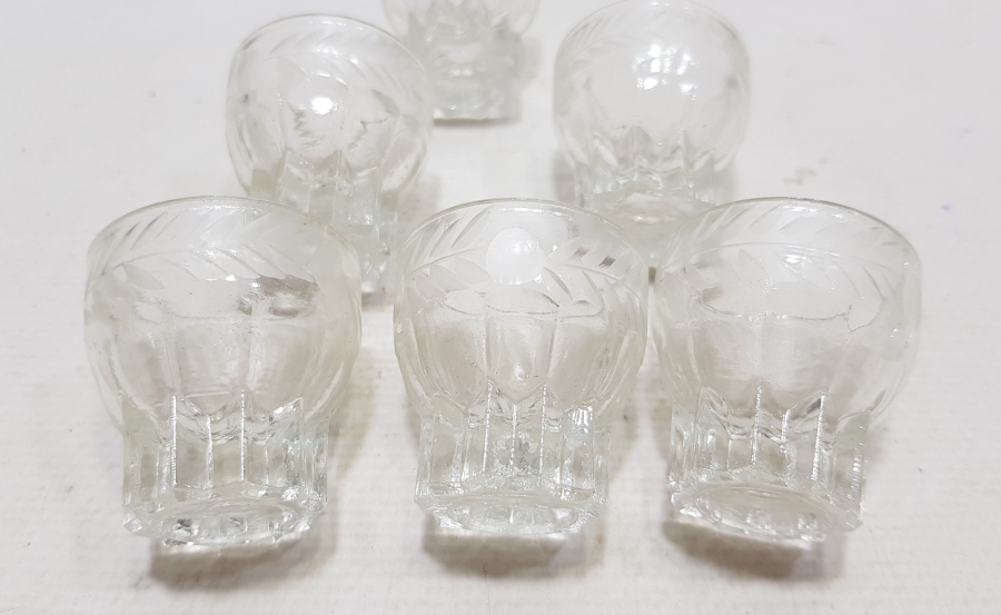 KRİSTAL KESME İŞÇİLİKLİ ANTİKA SHOT BARDAĞI TAKIMI