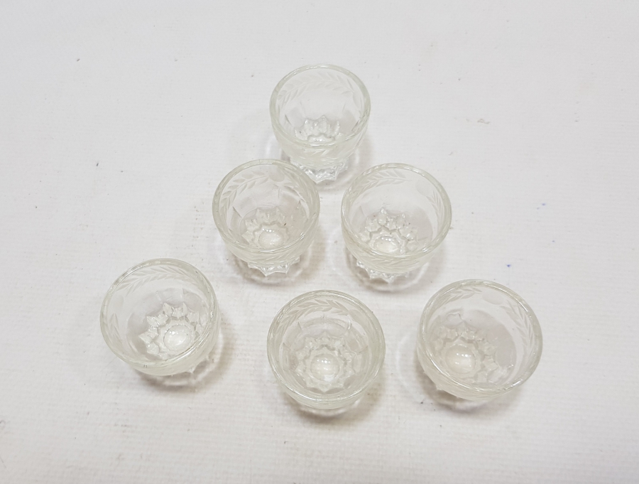 KRİSTAL KESME İŞÇİLİKLİ ANTİKA SHOT BARDAĞI TAKIMI