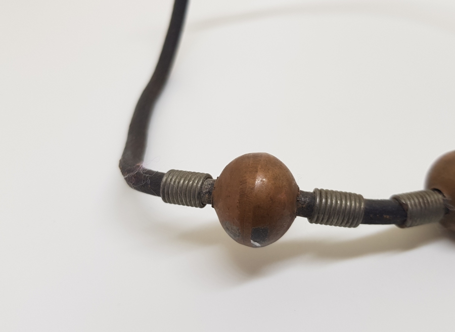 ÖZEL YAPIM DERİ İPLİ BİJUTERİ BİLEKLİK