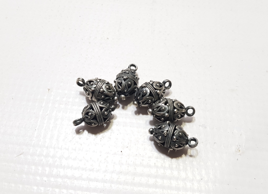 OSMANLI DÖNEMİ TELKARİ İŞÇİLİKLİ GÜMÜŞ KÖSTEK SALLAMA TOPLARI LOTU