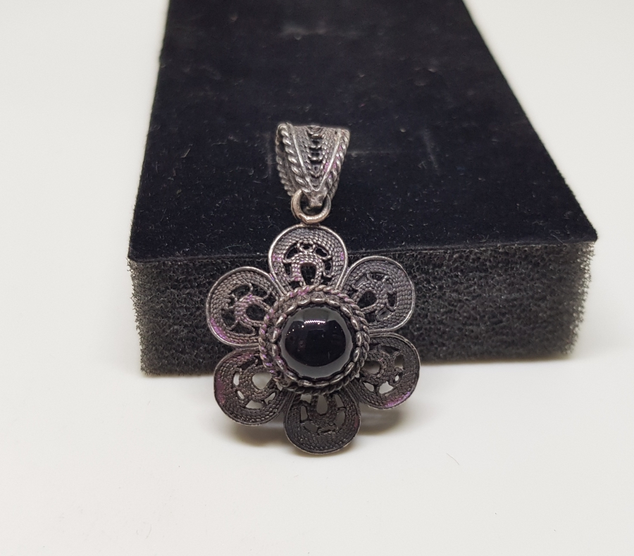 TELKARİ İŞÇİLİKLİ GÜMÜŞ KOLYE UCU