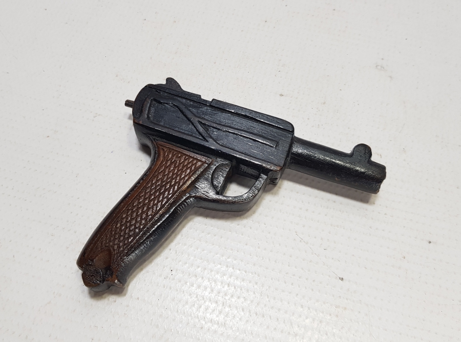 ALMAN RUGERİ FORMUNDA YAPILMIŞ OSMANLI DÖNEMİ ÇOK NADİR AHŞAP SİGARA AĞIZLIĞI