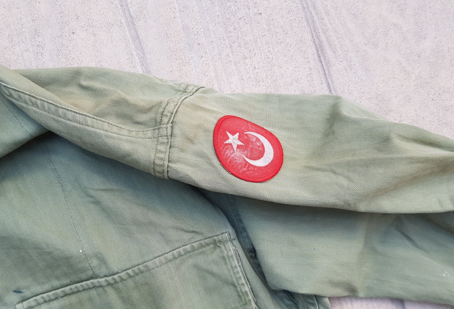 KORE SAVAŞI DÖNEMİ ÇOK NADİR KOLU AY YILDIZ PEÇLİ SUBAY CEKETİ