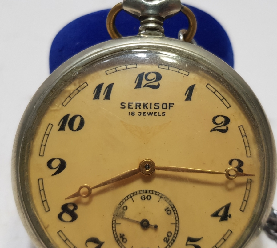 ARKASI TRENLİ SERKİSOF MARKA KURMALI CEP SAATİ