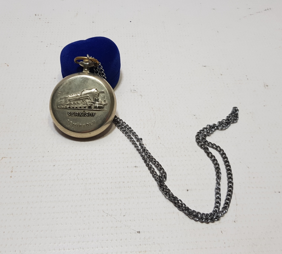 ARKASI TRENLİ SERKİSOF MARKA KURMALI CEP SAATİ