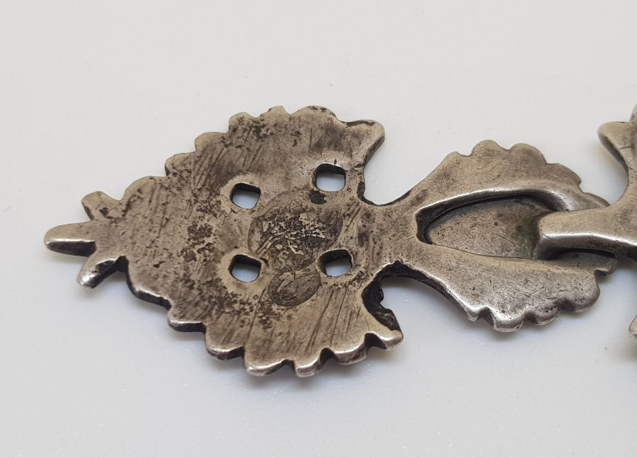 ÜZERİ TUĞRALI OSMANLI DÖNEMİ NADİR GÜMÜŞ GELİN CEPKENİ DÜĞMESİ