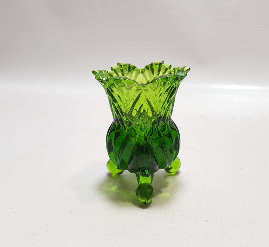 NADİR RENKTE OSMANLI DÖNEMİ URANYUM YEŞİLİ DONDURMALIK