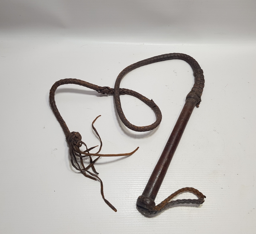 OSMANLI DÖNEMİ EL YAPIMI DERİ SUBAY İŞİ AT KAMÇISI