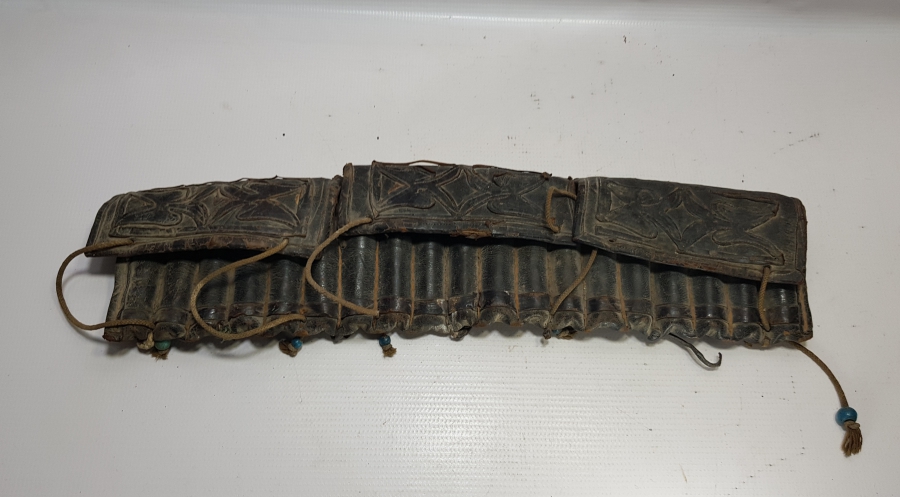 ÜZERİ İŞLEMELİ OSMANLI DÖNEMİ DOLMA TÜFEK KÜTÜKLÜĞÜ