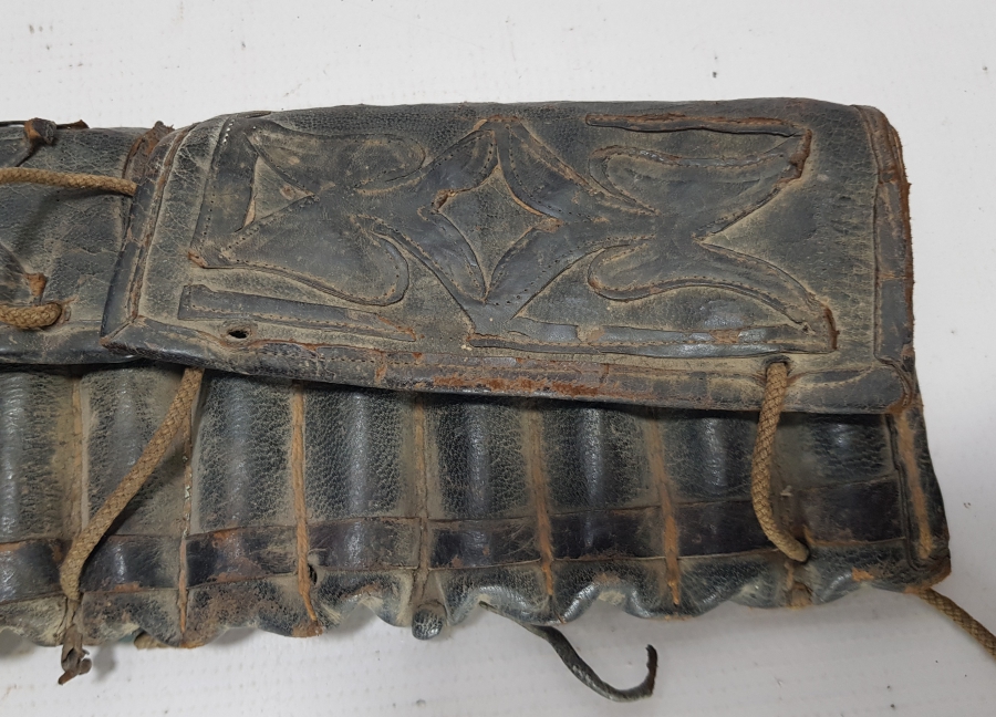 ÜZERİ İŞLEMELİ OSMANLI DÖNEMİ DOLMA TÜFEK KÜTÜKLÜĞÜ