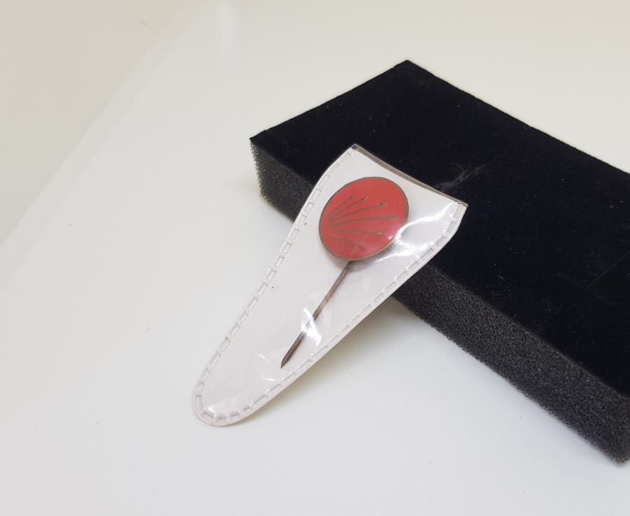 ORİJİNAL KABINDA ANTİKA CHP ROZETİ