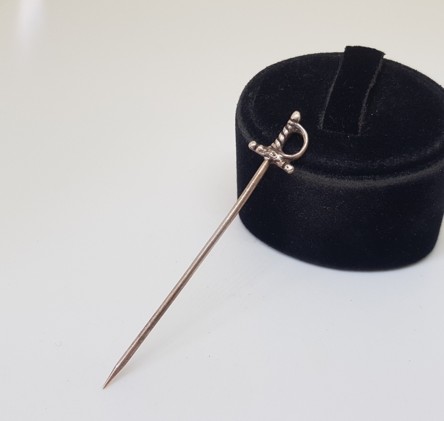 OSMANLI DÖNEMİ KILIÇ FORMUNDA YAPILMIŞ GÜMÜŞ MİNYATÜR OBJE