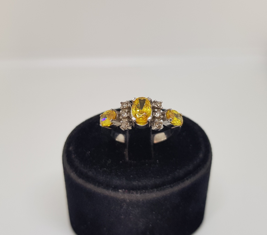 SİTRİN VE PIRLANTA TAŞLI BÜYÜK BAGET MODELİ YÜZÜK